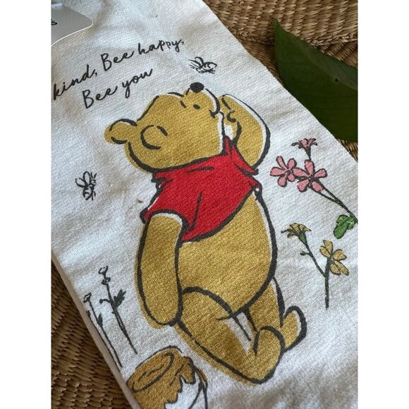 Winnie the Pooh kitchen towels, new - Picture 4 of 9